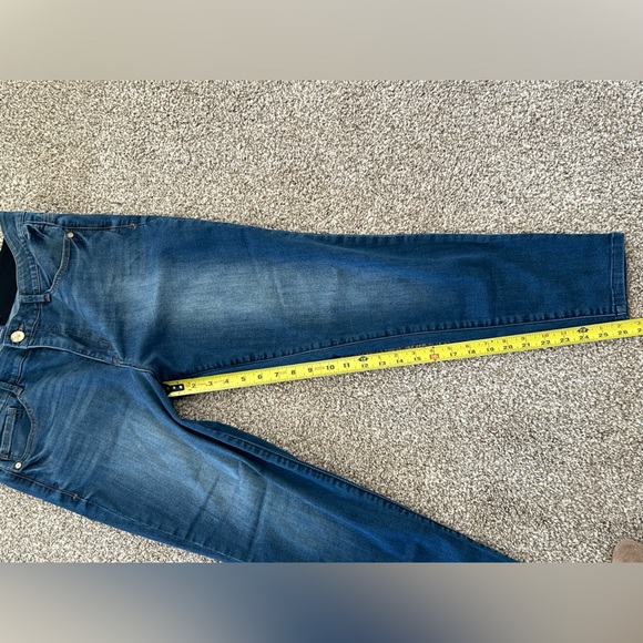 Democracy “Ab”solution Skinny Jean - Size 12 - Picture 6 of 6